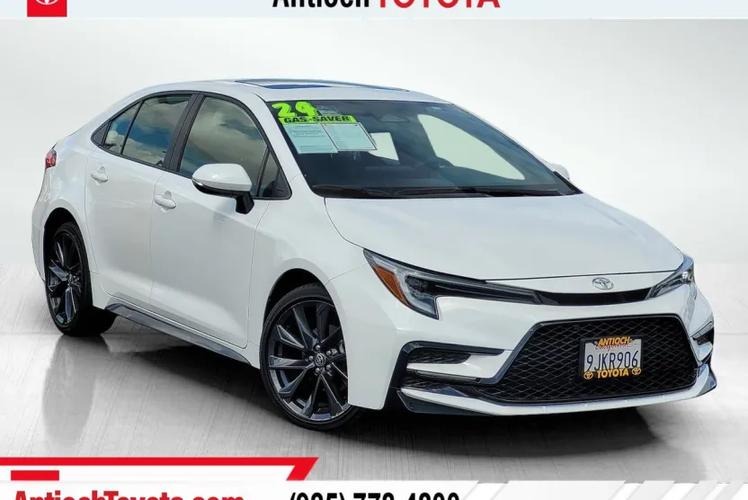2024 Toyota Corolla SE Premium photo 1