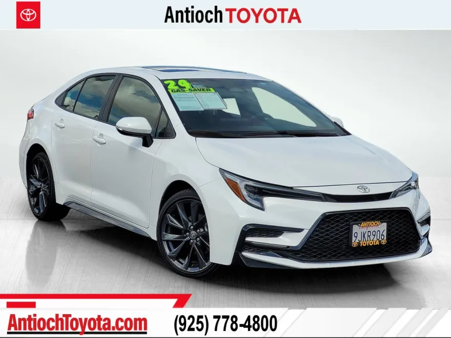 2024 Toyota Corolla SE Premium photo 1