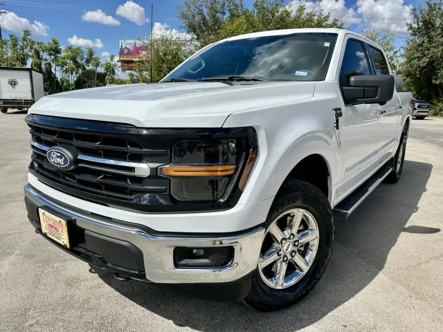2024 Ford F-150 XLT photo 1