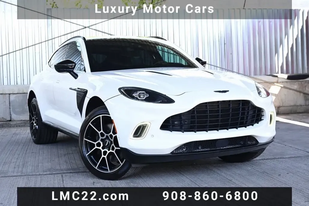 2021 Aston Martin DBX AM8 photo 1