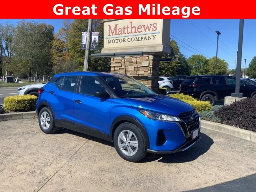2022 Nissan Kicks S photo 1
