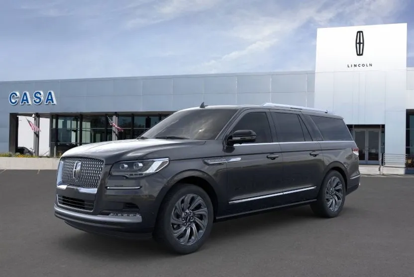 2024 Lincoln Navigator L Reserve photo 1