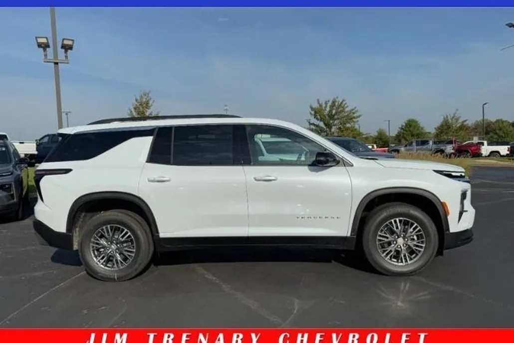 2026 Chevrolet Traverse photo 1