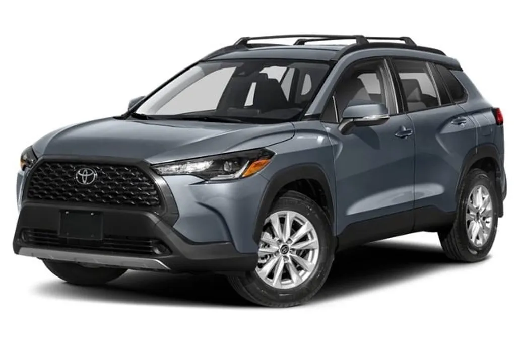 2023 Toyota Corolla Cross LE photo 1