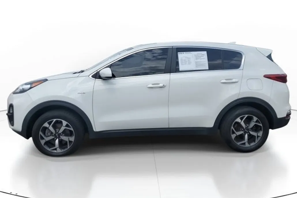 2021 Kia Sportage LX photo 1