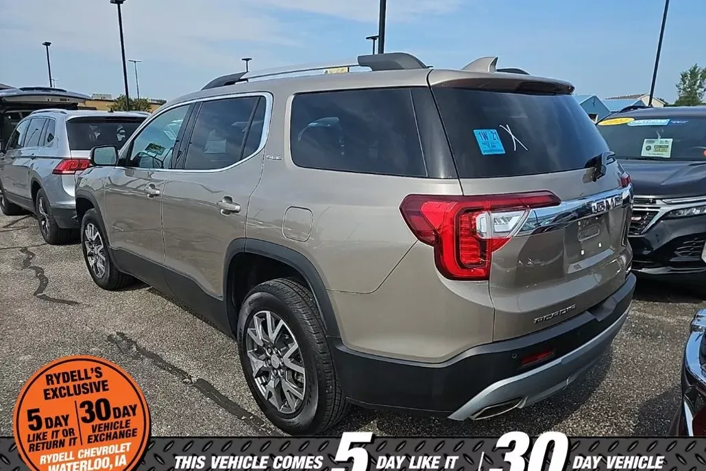 2023 Gmc Acadia SLE photo 1