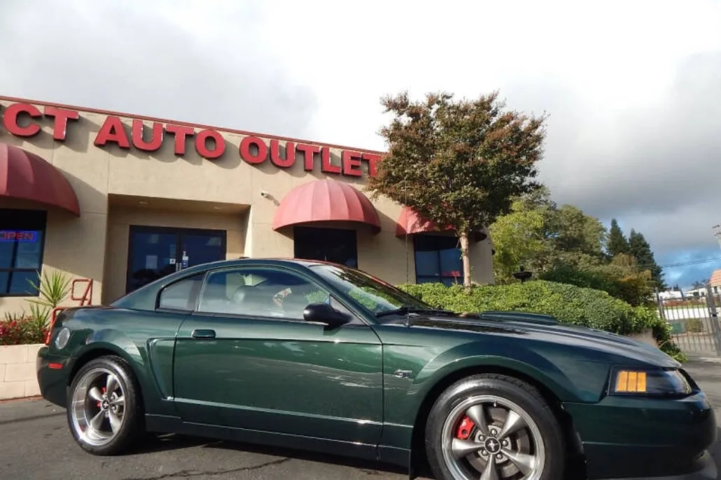 2001 Ford Mustang Bullitt GT photo 1