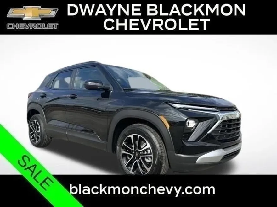 2025 Chevrolet Trailblazer LT photo 1