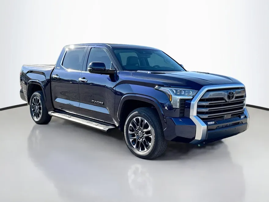 2022 Toyota Tundra Limited photo 1