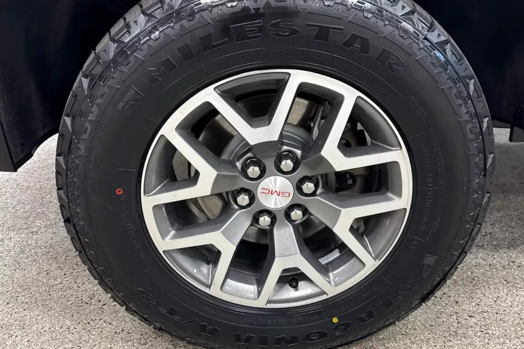 2021 Gmc Canyon AT4 photo 1