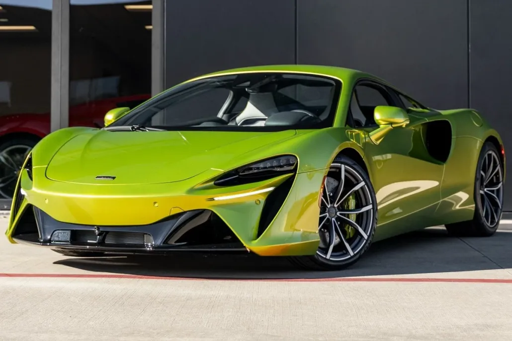 2025 Mclaren ARTURA photo 1