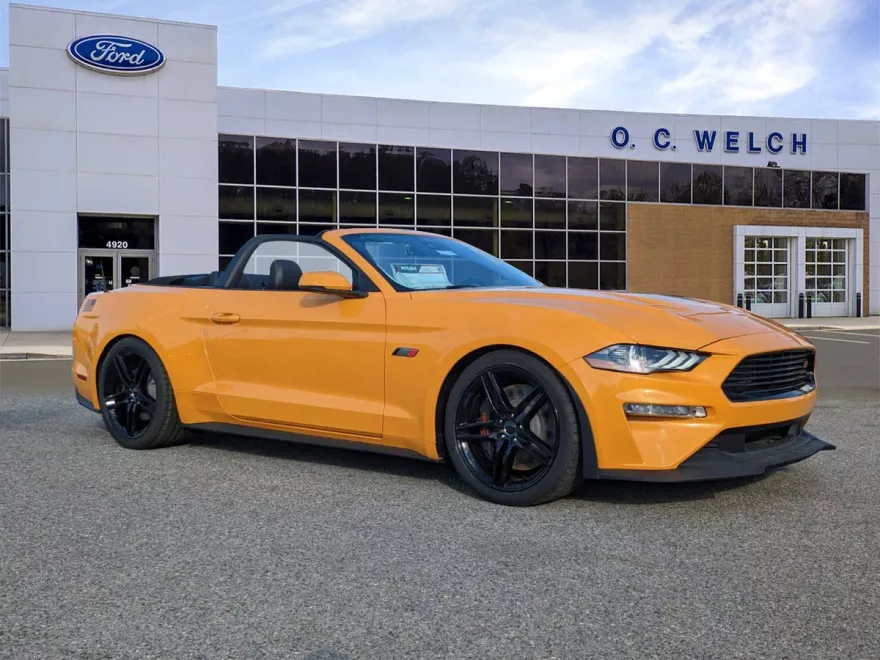 2022 Ford Mustang GT Premium Convertible photo 1