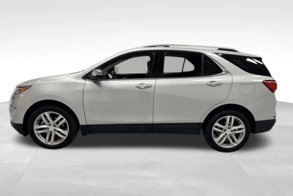 2019 Chevrolet Equinox Premier photo 1