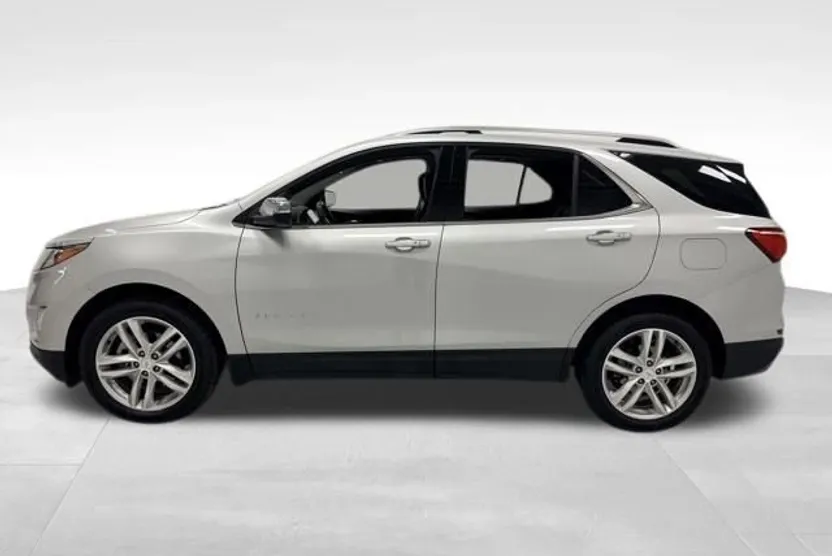 2019 Chevrolet Equinox Premier photo 1