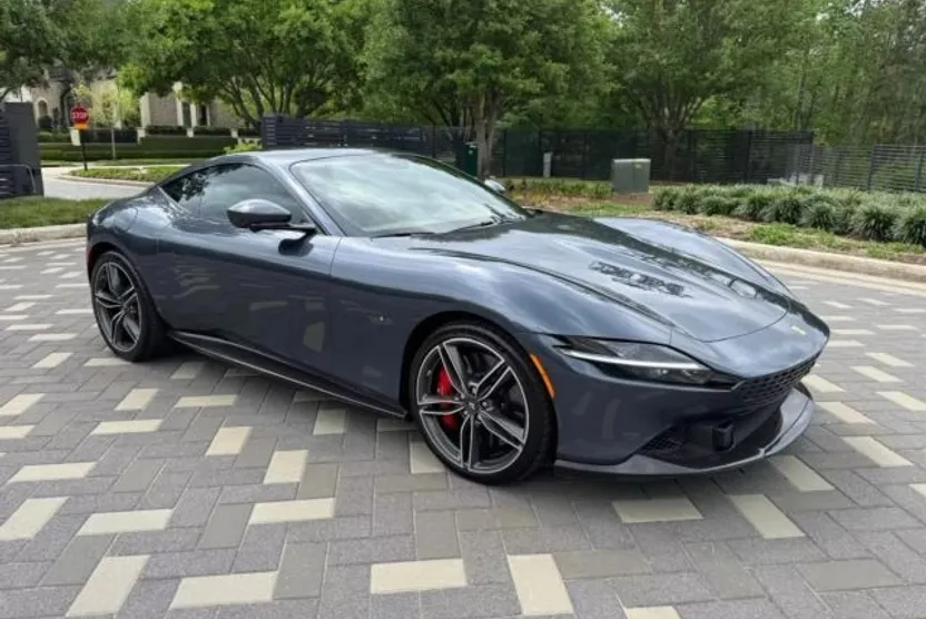 2021 Ferrari Roma photo 1