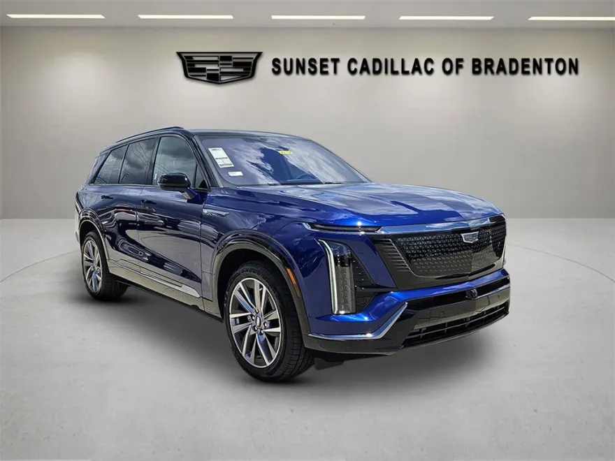 2025 Cadillac XT5 Luxury photo 1