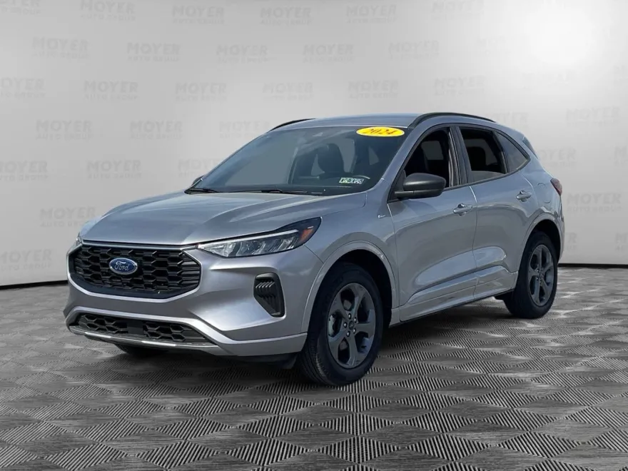 2024 Ford Escape ST-Line photo 1