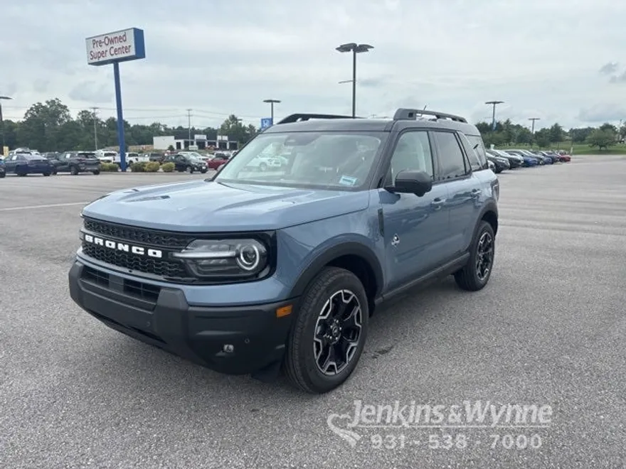 2025 Ford Bronco Sport Outer Banks photo 1