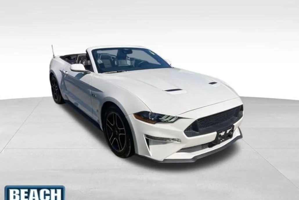 2022 Ford Mustang GT Premium photo 1