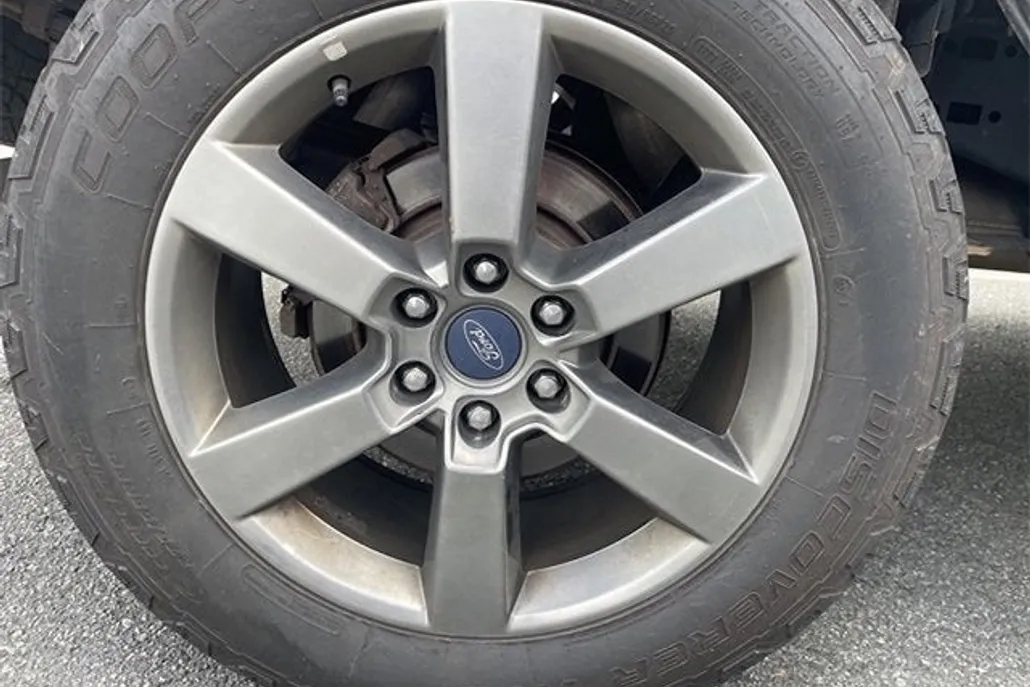 2016 Ford F-150 XLT photo 1