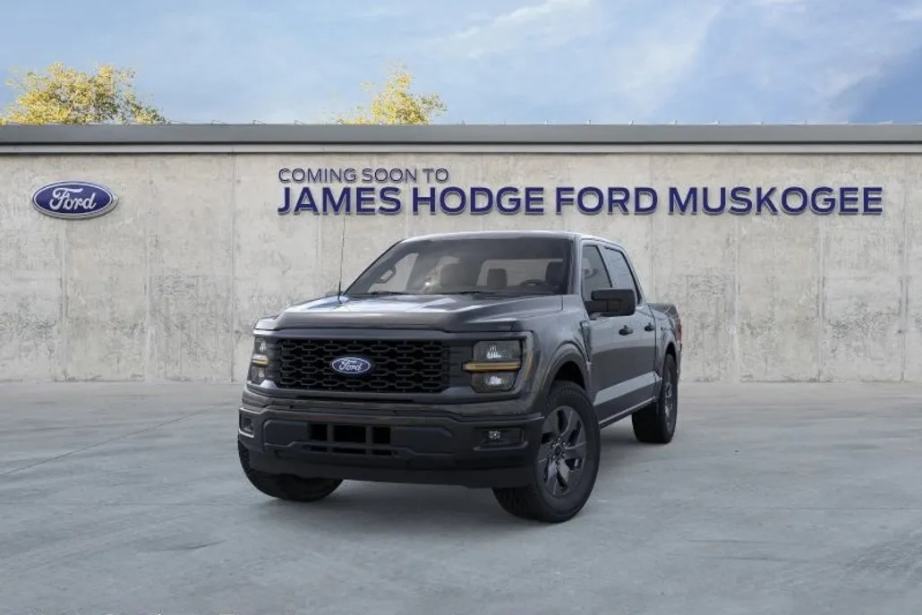2025 Ford F-150 STX photo 1