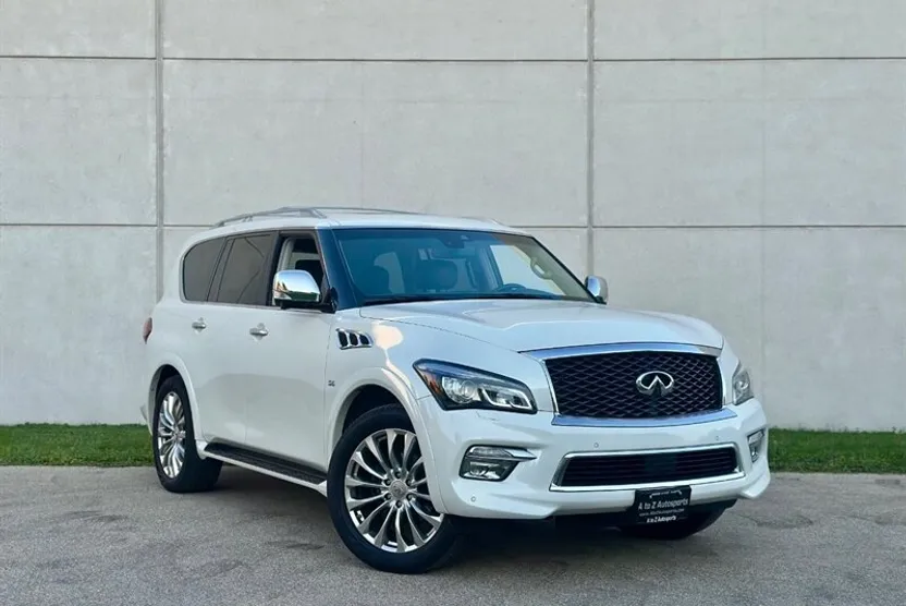 2017 Infiniti QX80 photo 1