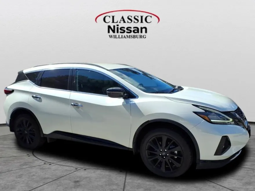 2023 Nissan Murano SV photo 1