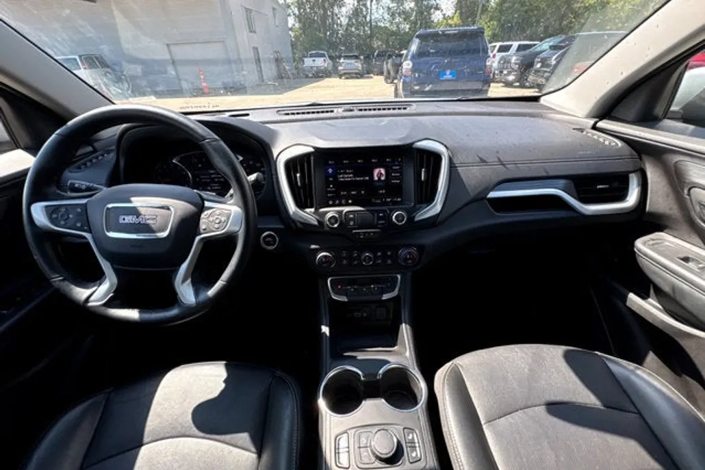 2024 Gmc Terrain SLT photo 1
