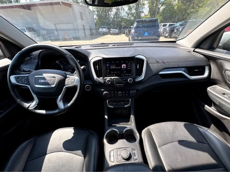 2024 Gmc Terrain SLT photo 1