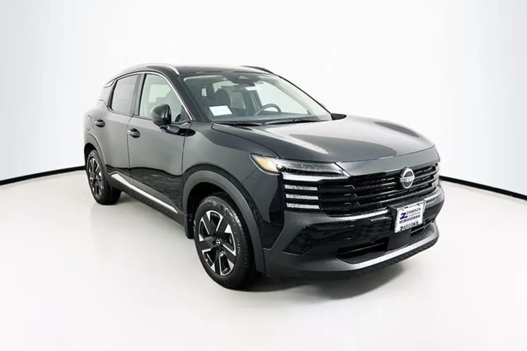 2025 Nissan Kicks SV photo 1