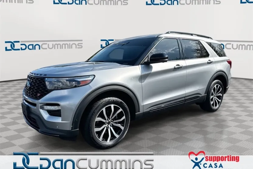 2020 Ford Explorer ST photo 1