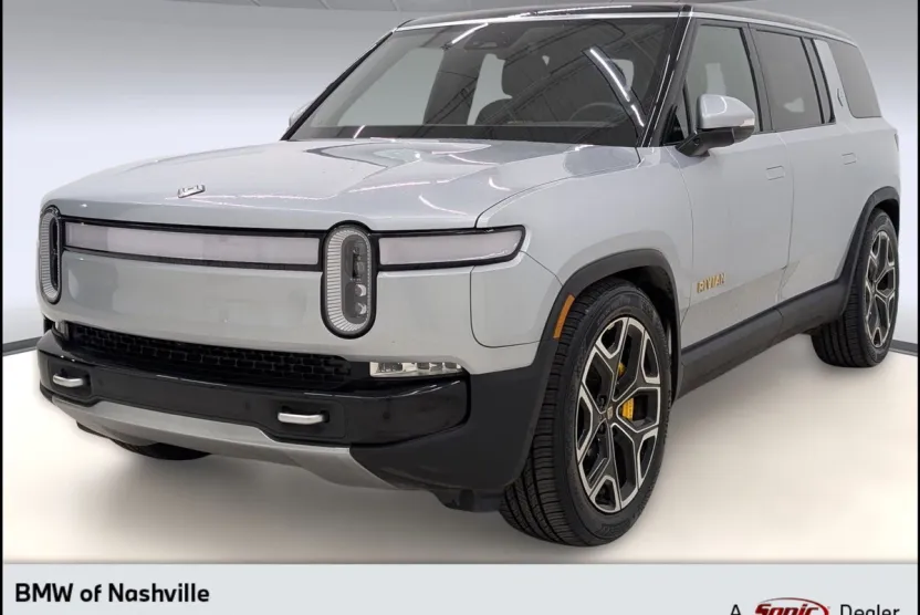 2024 Rivian R1S Adventure photo 1