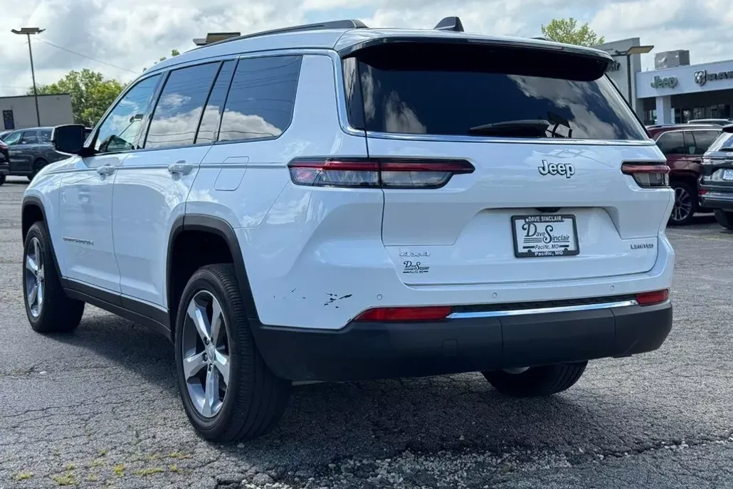 2025 Jeep Grand Cherokee Limited photo 1