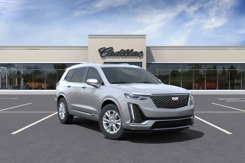 2025 Cadillac XT6 Luxury photo 1
