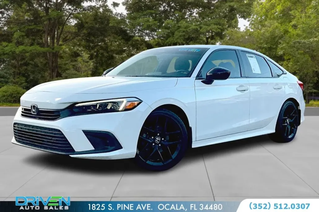 2022 Honda Civic Sport photo 1