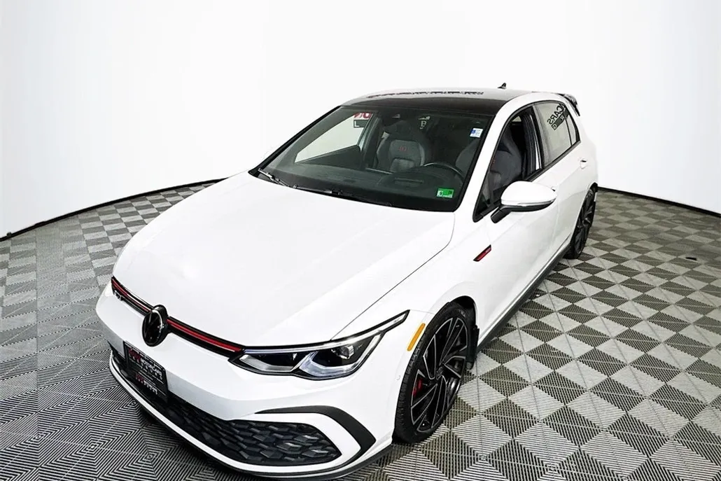2023 Volkswagen Golf GTI Autobahn photo 1