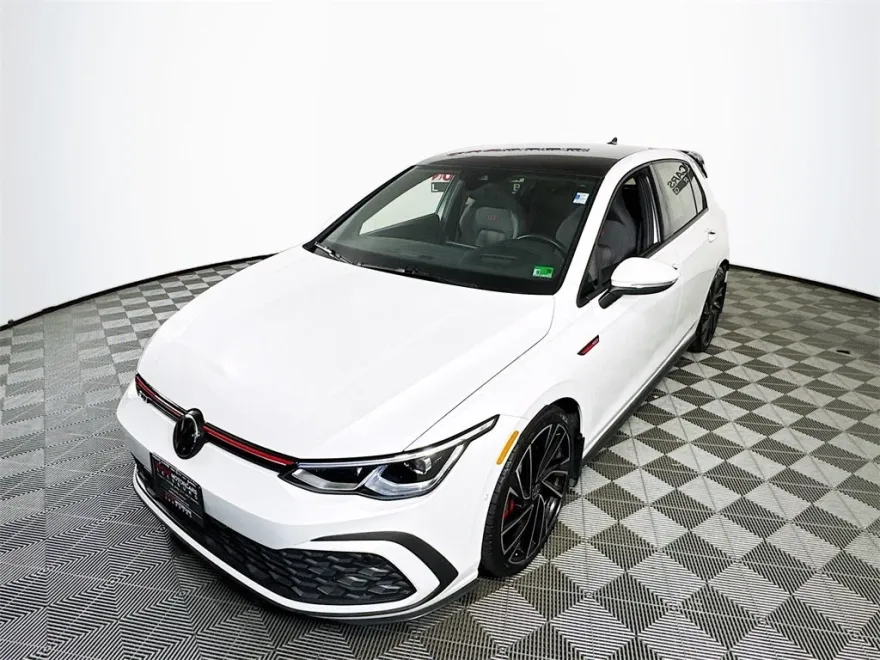 2023 Volkswagen Golf GTI Autobahn photo 1