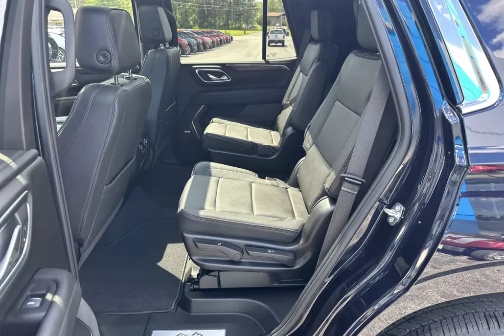 2024 Chevrolet Tahoe High Country photo 1