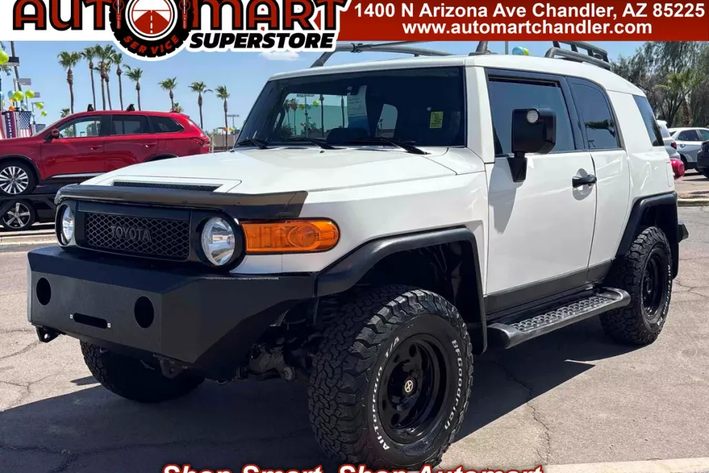 2010 Toyota FJ Cruiser Base photo 1
