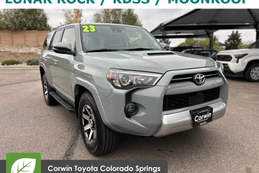 2023 Toyota 4Runner TRD Off-Road Premium photo 1