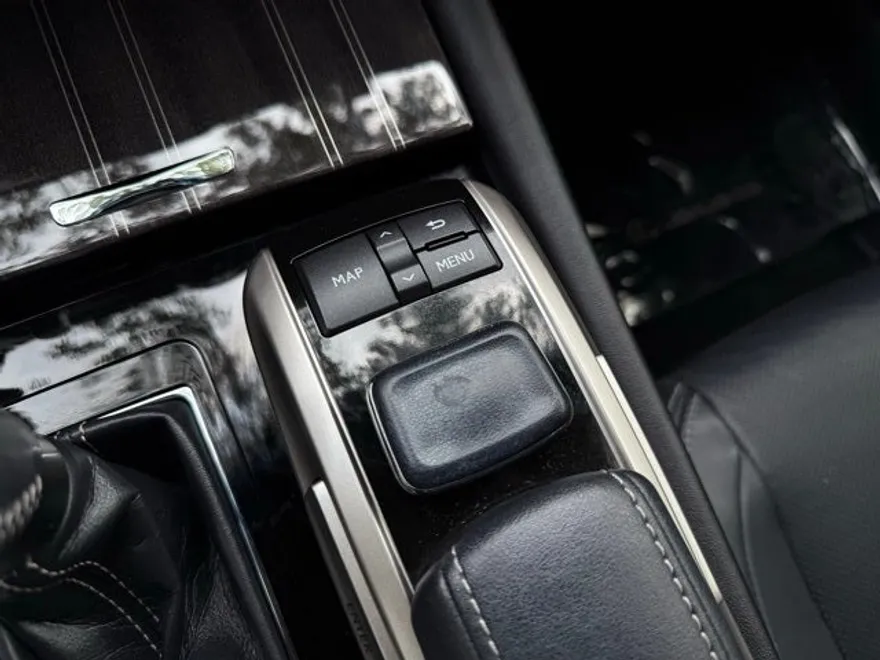 2016 Lexus GS 450h photo 26