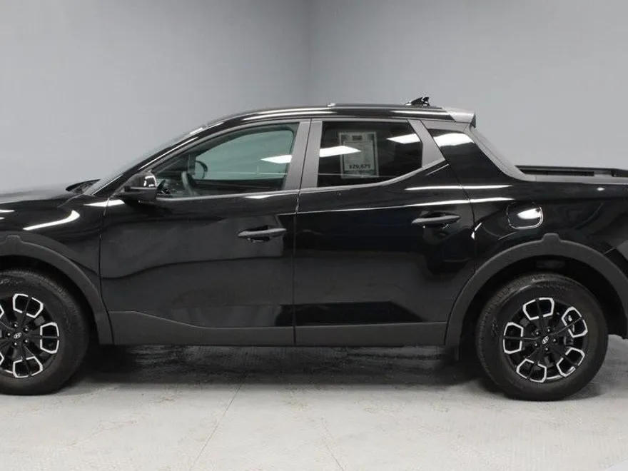 2023 Hyundai Santa Cruz SEL photo 2