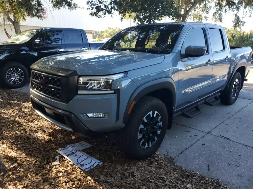 2023 Nissan Frontier PRO-4X photo 1