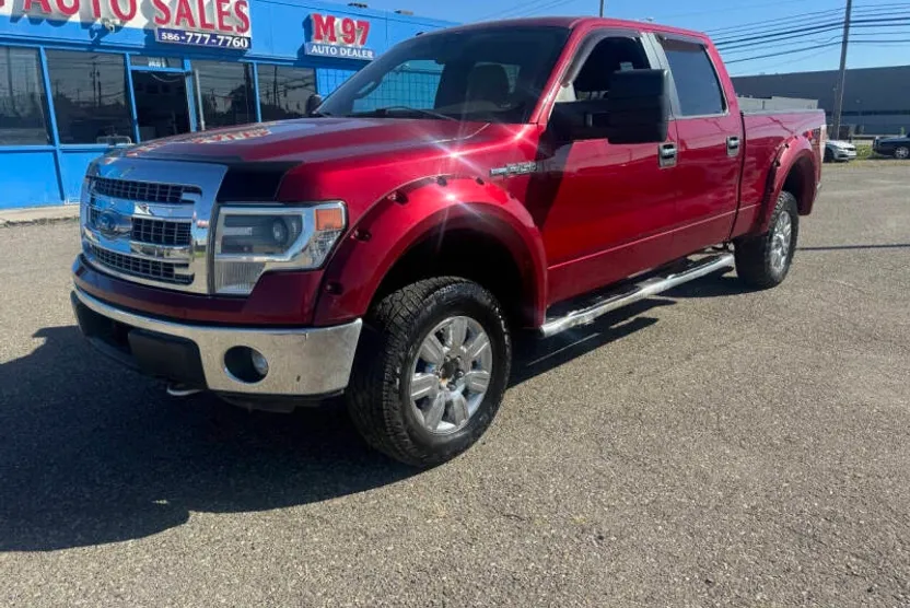 2014 Ford F-150 XLT photo 1