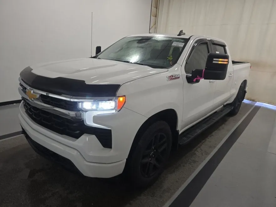 2022 Chevrolet Silverado 1500 RST photo 1