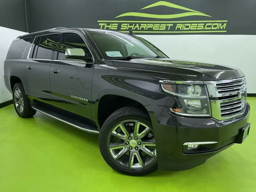 2016 Chevrolet Suburban LTZ photo 1