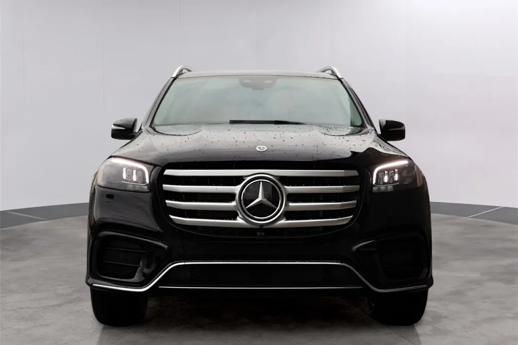 2025 Mercedes Benz GLS 450 4MATIC photo 1