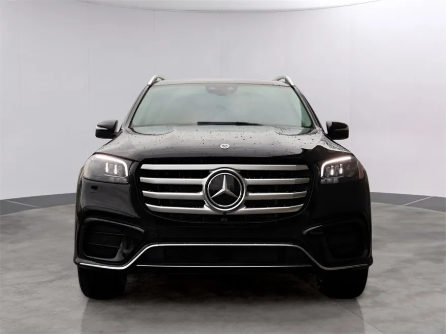 2025 Mercedes Benz GLS 450 4MATIC photo 1