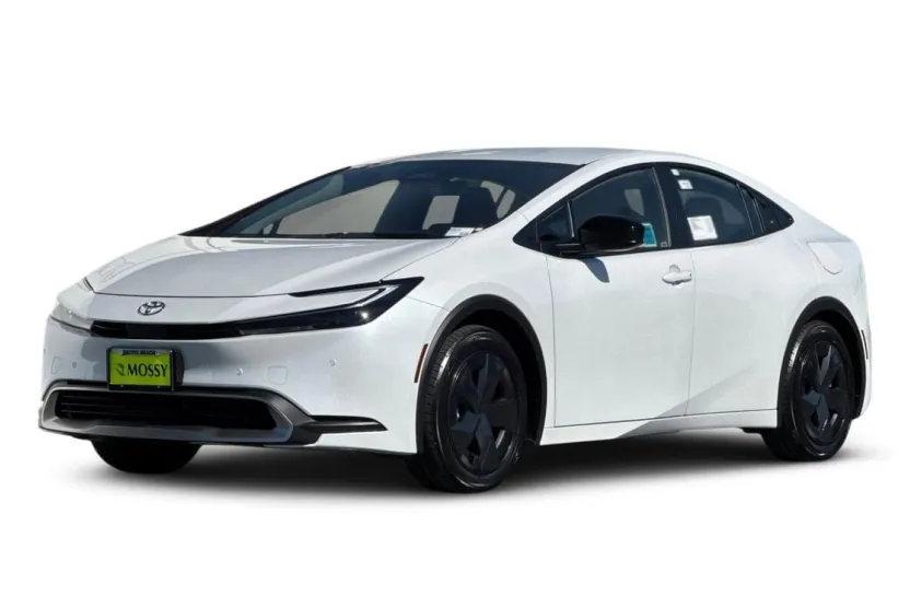 2026 Toyota Prius Plug-in SE photo 1