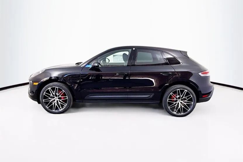 2025 Porsche Macan S photo 1